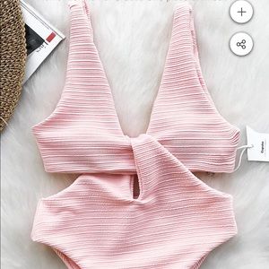 CUPSHE Solid Pink One-Piece Swimsuit